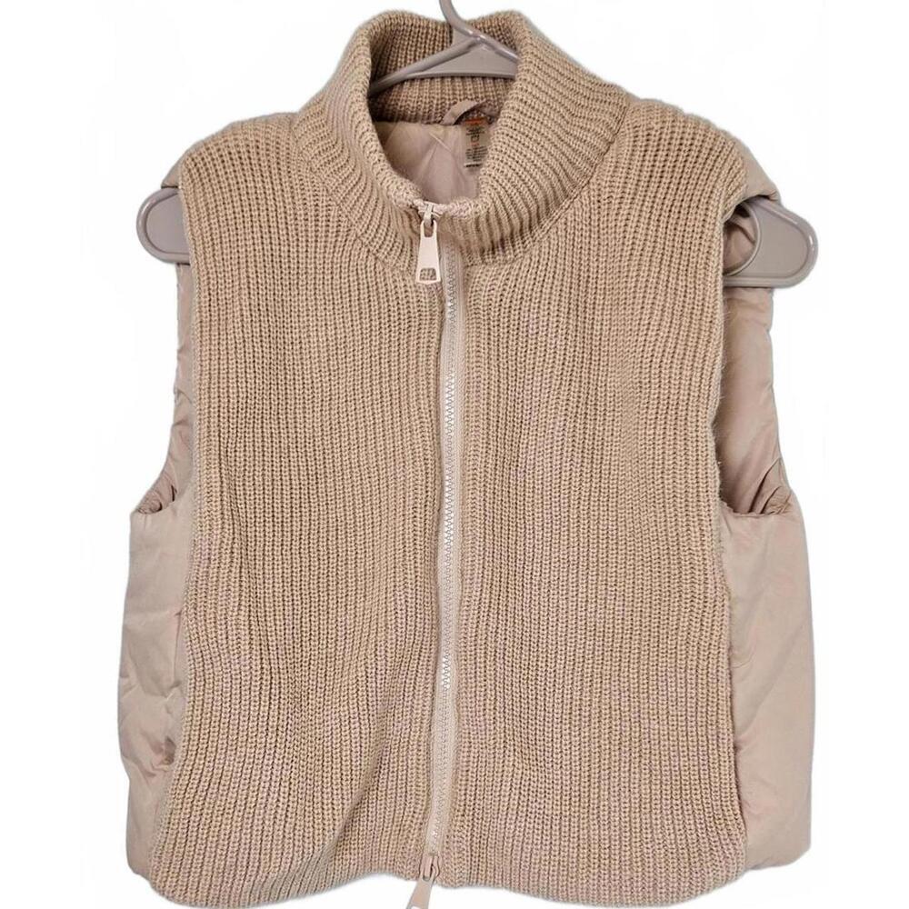 Mono B Women's Short Beige‎ Knit and Puffer Vest Size Small